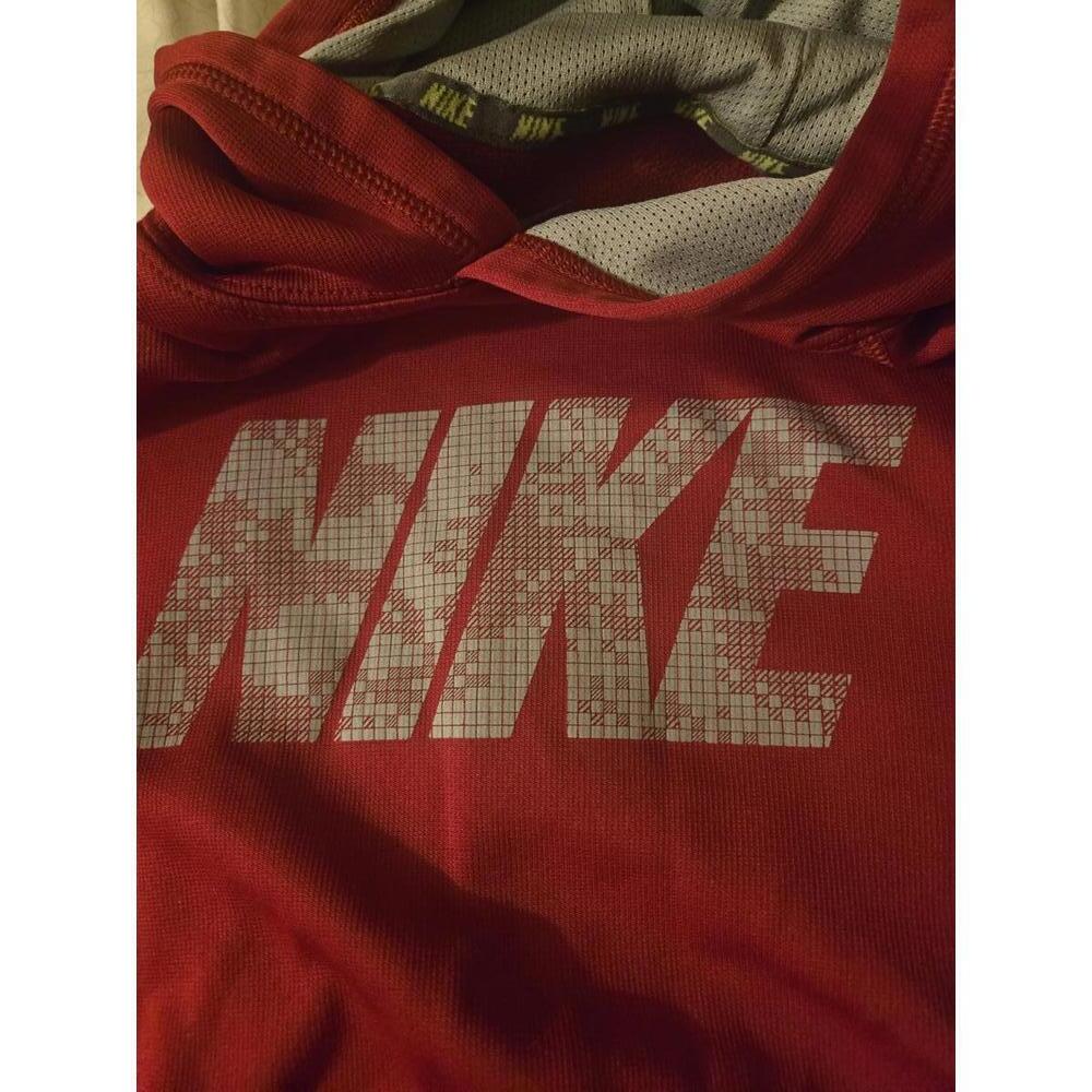 Nike Therma-Fit Red Hoodie Sweatshirt youth Large - Picture 3 of 3